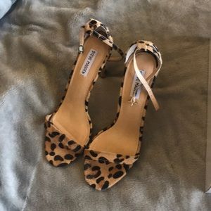 Re-posh! Great condition Steve Madden heels